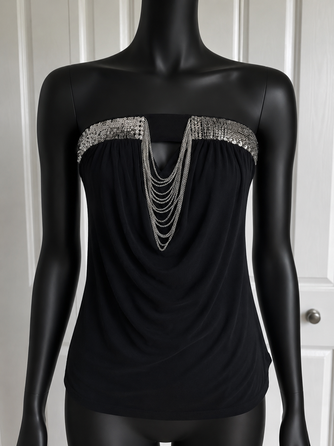 Elegant mannequin style